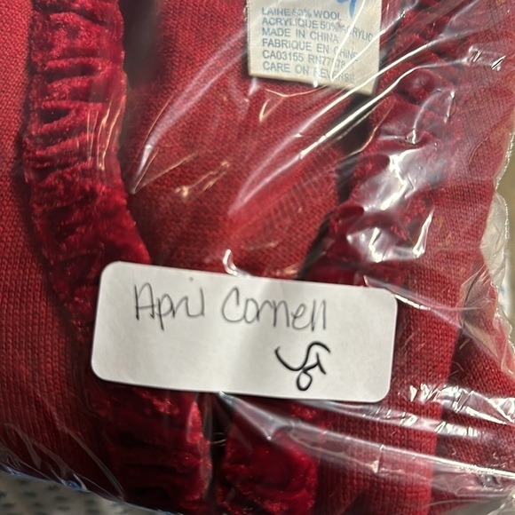 Y2K VINTAGE APRIL CORNELL S red embellished womans cottagecore wool cardigan - Picture 13 of 13